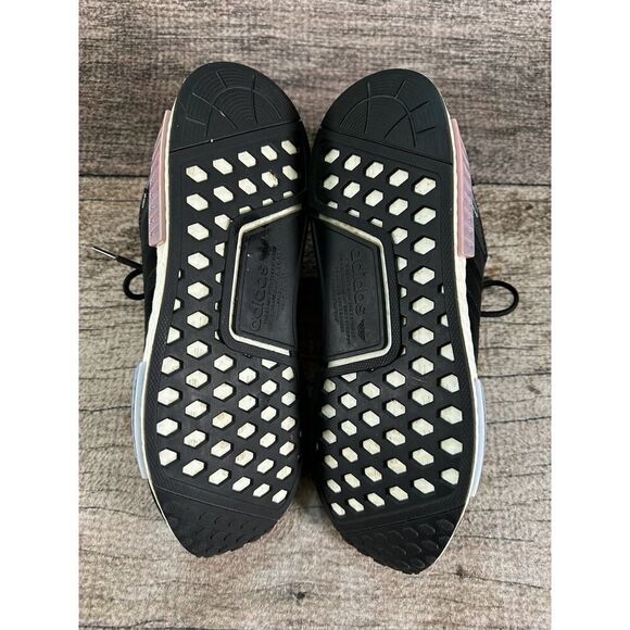 Adidas Women's NMD R1 Parley Magic Mauve Black Running Shoes - Picture 10 of 12